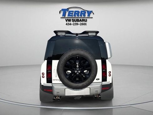 Used 2021 Land Rover Defender 110 SE image 6