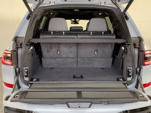 New 2026 BMW X7 xDrive40i w/ M Sport Package image 31