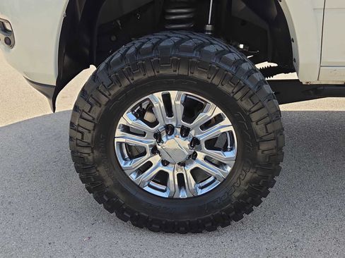 Used 2022 RAM 2500 Laramie AWD/4WD image 12