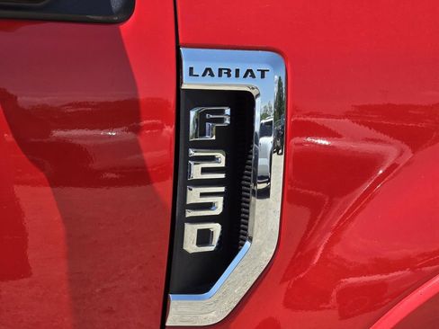 Used 2022 Ford F250 Lariat w/ Tremor Off-Road Package AWD/4WD image 10
