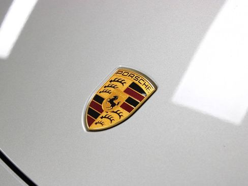 Used 2017 Porsche 911 Carrera image 10