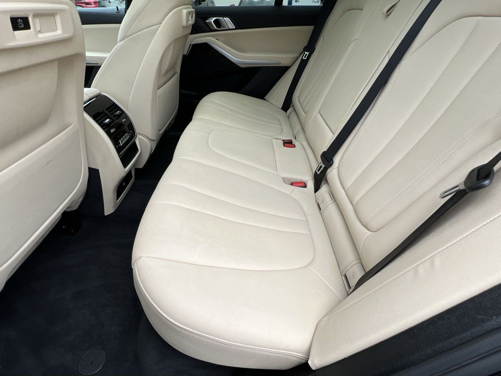 Used 2021 BMW X5 xDrive40i w/ Convenience Package AWD/4WD image 26