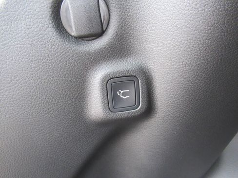 New 2026 Jeep Compass Latitude AWD/4WD image 31