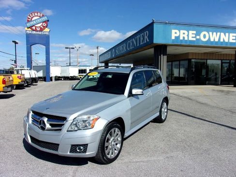 Used 2010 Mercedes-Benz GLK 350 4MATIC image 1