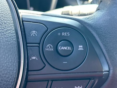 Used 2023 Toyota Corolla Cross AWD Hybrid w/ Convenience Package image 18