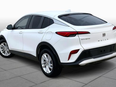 Used 2024 Buick Envista Preferred w/ Advanced Safety Package image 10