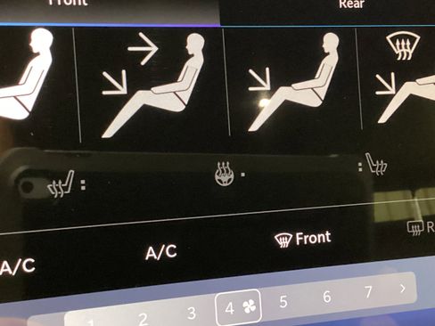 New 2026 Chrysler Pacifica Select image 28