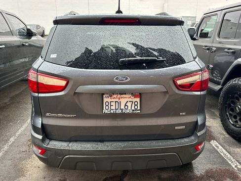 Used 2018 Ford EcoSport SE image 4