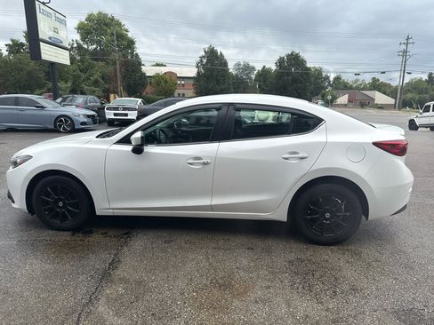 Used 2015 MAZDA MAZDA3 i Touring image 13