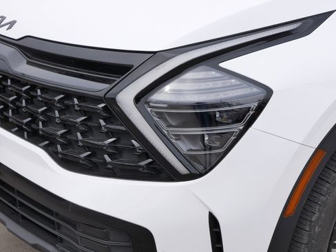 Certified 2025 Kia Sportage X-Line image 16