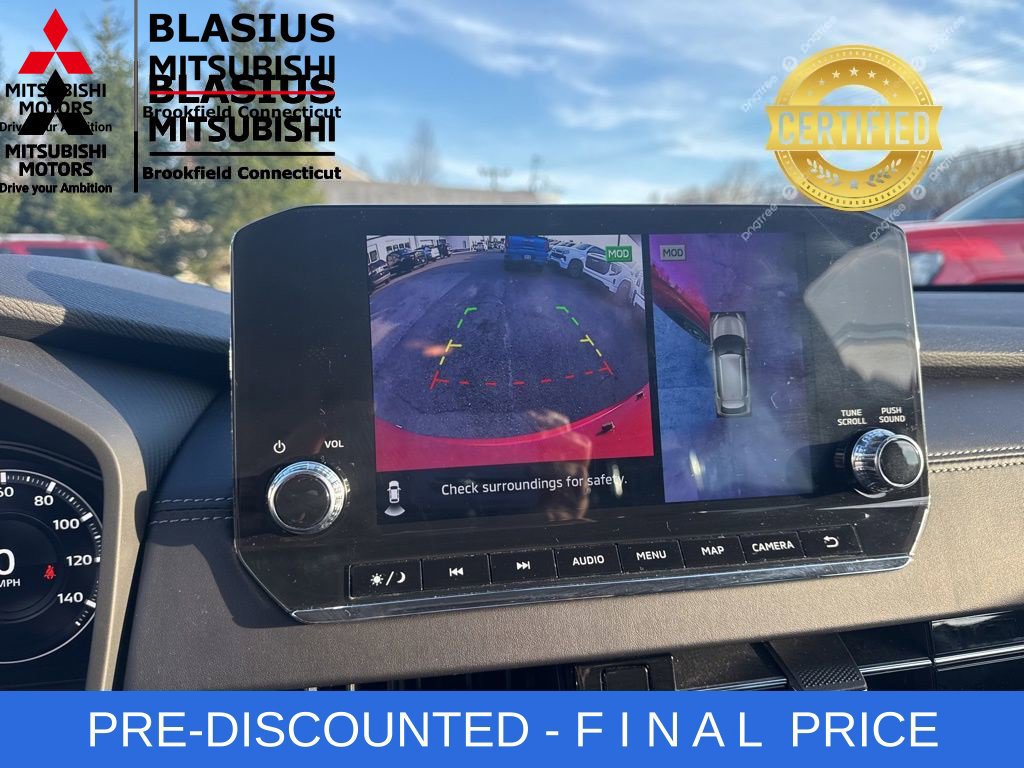 Used 2023 Mitsubishi Outlander 4WD Plug-In Hybrid image 24