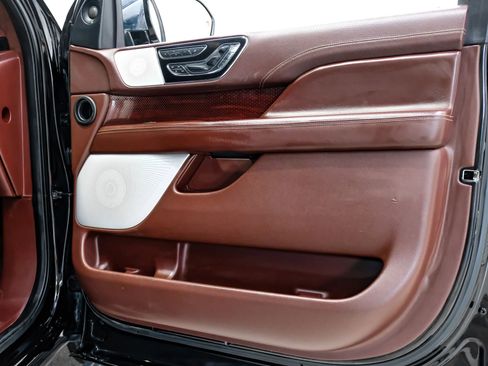 Used 2019 Lincoln Navigator L Black Label image 54