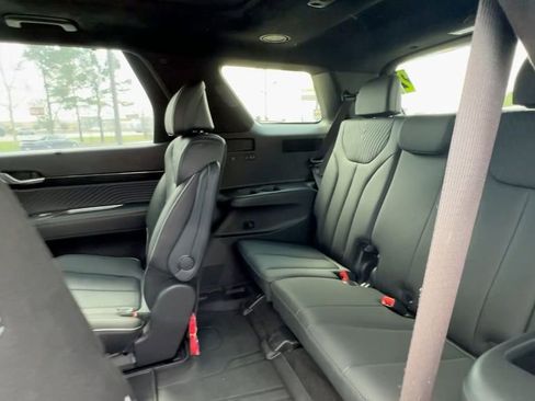 Used 2023 Hyundai Palisade Calligraphy image 33