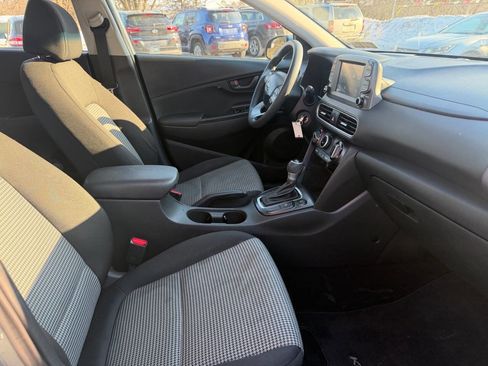 Used 2020 Hyundai Kona SE image 16