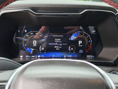 Used 2024 Chevrolet Colorado Z71 w/ Z71 Convenience Package 2 AWD/4WD image 11