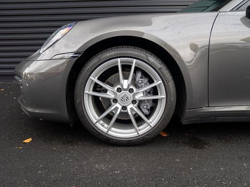 Certified 2022 Porsche 911 Carrera image 22