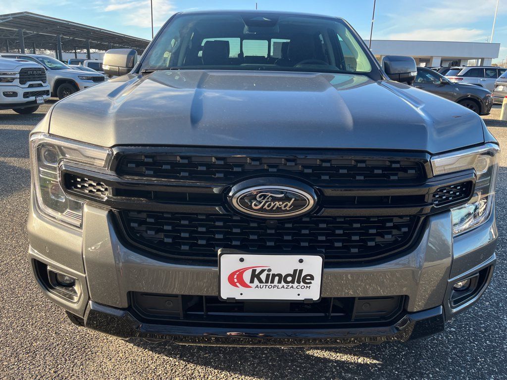 New 2025 Ford Ranger Lariat w/ FX4 Off-Road Package AWD/4WD image 2