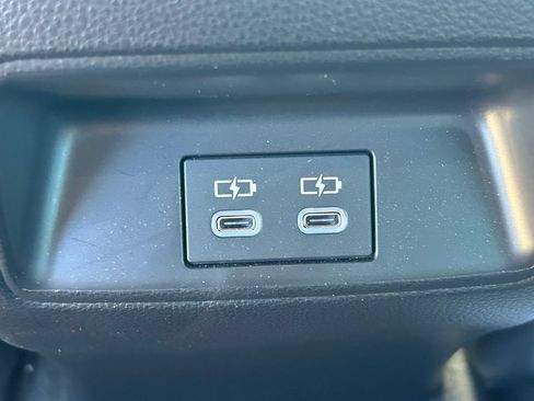 Used 2025 Toyota Corolla SE FWD image 20