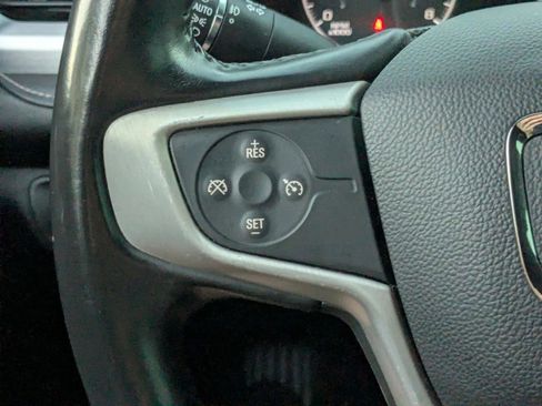 Used 2019 GMC Acadia SLE w/ Driver Alert Package I AWD/4WD image 4