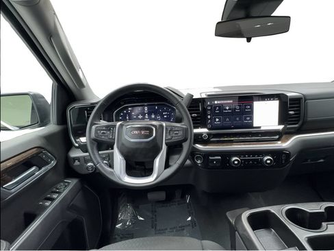 Used 2025 GMC Sierra 1500 Elevation RWD image 37