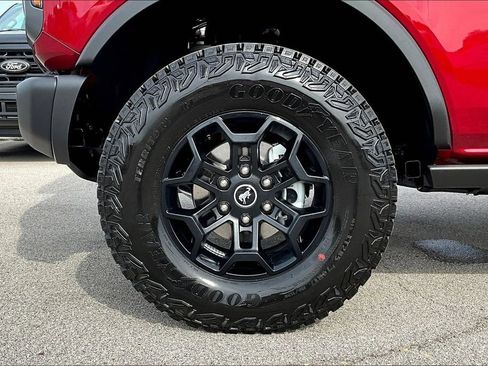 New 2026 Ford Bronco Badlands AWD/4WD image 12