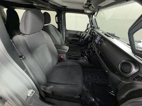 Used 2023 Jeep Wrangler Sport S image 25