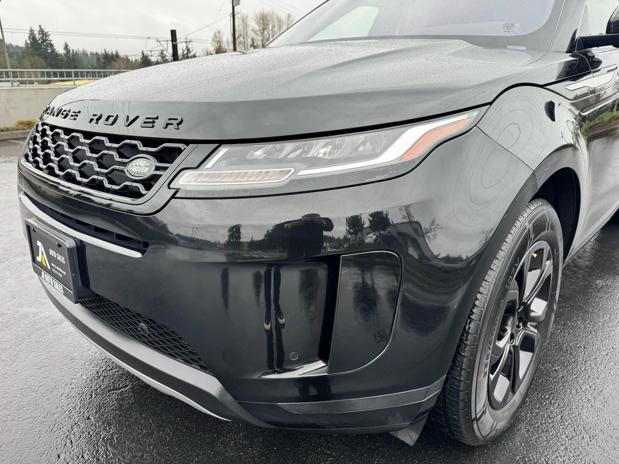 Used 2020 Land Rover Range Rover Evoque S AWD/4WD image 12