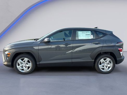 New 2026 Hyundai Kona SE image 7