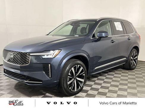 Used 2025 Volvo XC90 B5 Core w/ Protection Package Premier image 5