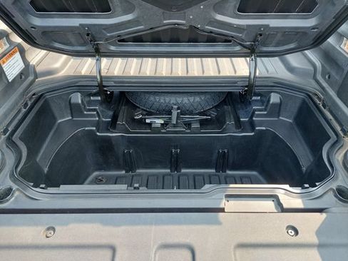 Used 2025 Honda Ridgeline Sport image 36