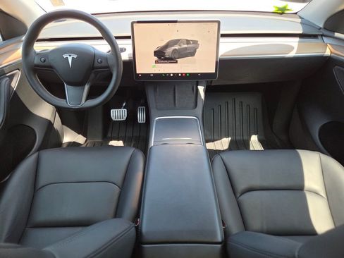 Used 2023 Tesla Model Y Performance AWD/4WD image 5