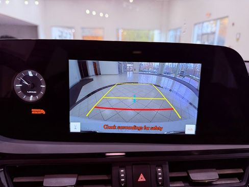 Certified 2025 Lexus ES 350 w/ Premium Package image 24