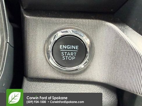 Certified 2026 Ford F450 Platinum w/ FX4 Off-Road Package AWD/4WD image 32