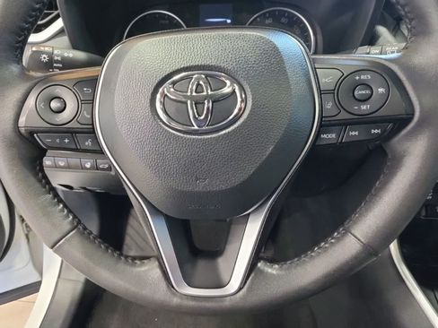 Used 2022 Toyota RAV4 XLE w/ Convenience Package AWD/4WD image 21