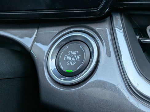 Used 2025 Chevrolet Trax ACTIV w/ Driver Confidence Package image 19