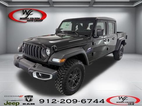 New 2026 Jeep Gladiator Sport image 1
