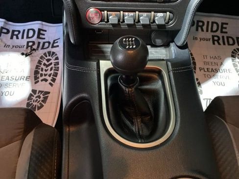 Used 2019 Ford Mustang Shelby GT350 w/ Technology Package image 13