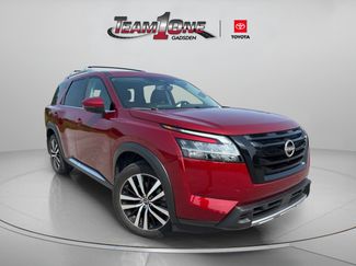 Used 2024 Nissan Pathfinder Platinum FWD video 1