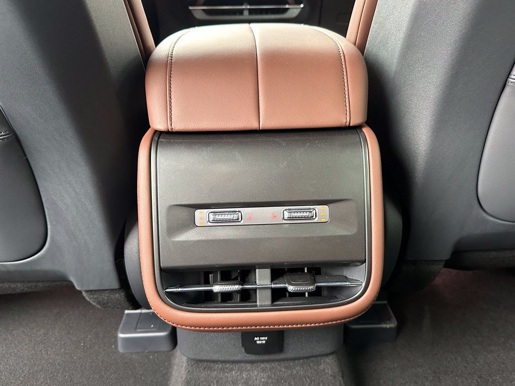 New 2026 Lincoln Nautilus Reserve AWD/4WD image 21