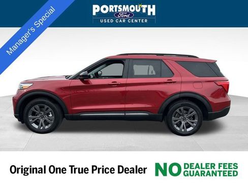 Certified 2022 Ford Explorer XLT w/ Equipment Group 202A image 2