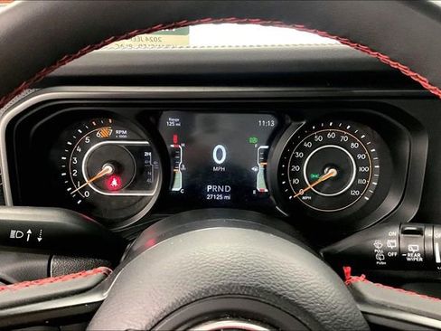 Used 2024 Jeep Wrangler Unlimited Rubicon AWD/4WD image 28