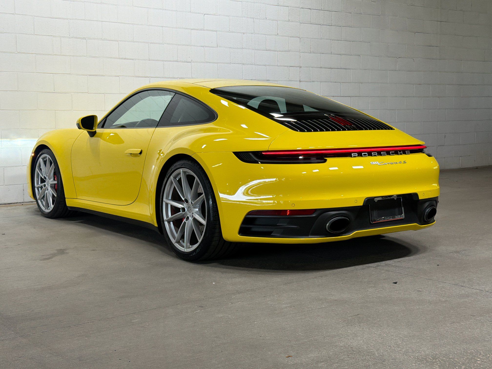 Certified 2023 Porsche 911 Carrera 4S AWD/4WD image 3
