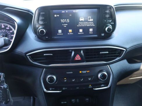 Used 2019 Hyundai Santa Fe SE image 21