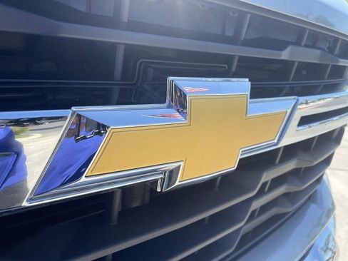 Used 2025 Chevrolet Silverado 2500 LT w/ Convenience Package image 31