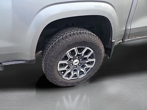 Used 2025 Chevrolet Colorado Z71 image 37