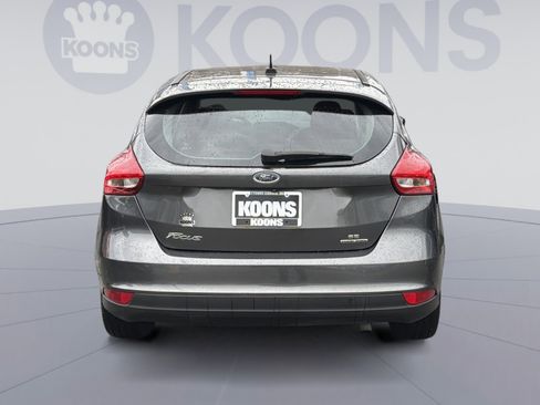 Used 2015 Ford Focus SE image 5