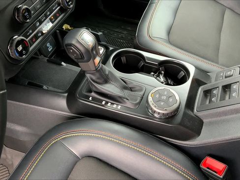 Certified 2025 Ford Bronco Big Bend w/ Black Diamond Package image 15