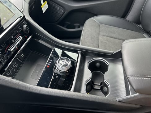 New 2025 Jeep Grand Cherokee Altitude image 47