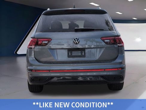 Used 2023 Volkswagen Tiguan SE R-Line image 4