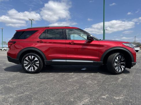 New 2026 Ford Explorer Platinum image 3